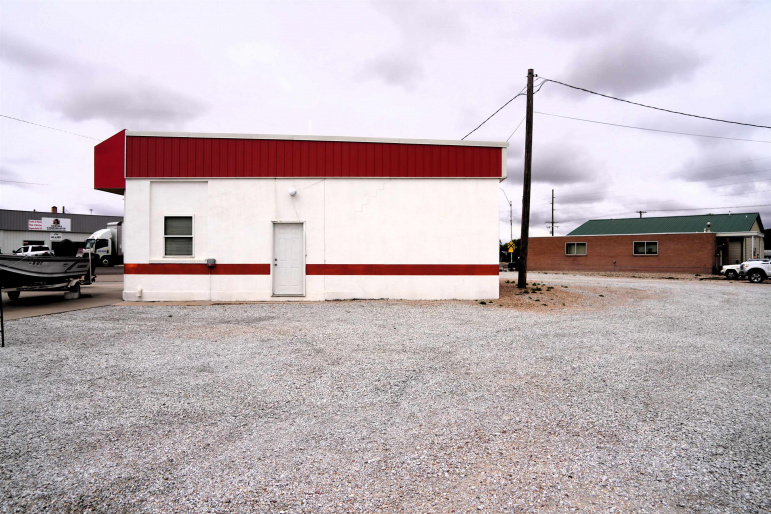 205 Smith Avenue Elwood, Nebraska 68937-0000, ,Commercial/industrial,For Sale,205 Smith Avenue,20260664