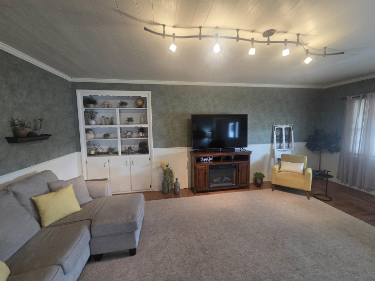 407 E 8th Street Cozad, Nebraska 69130, 4 Bedrooms Bedrooms, ,2 BathroomsBathrooms,Residential,For Sale,407 E 8th Street,20260661