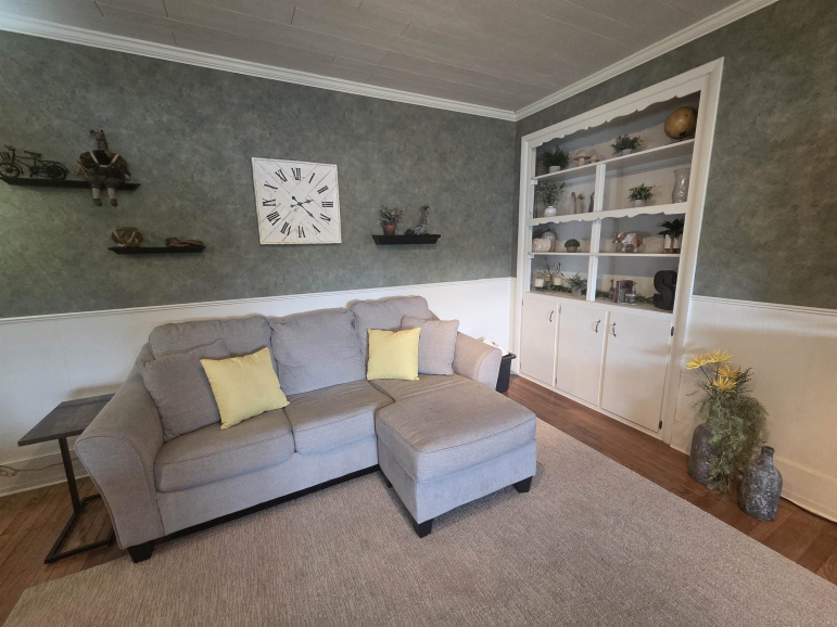 407 E 8th Street Cozad, Nebraska 69130, 4 Bedrooms Bedrooms, ,2 BathroomsBathrooms,Residential,For Sale,407 E 8th Street,20260661