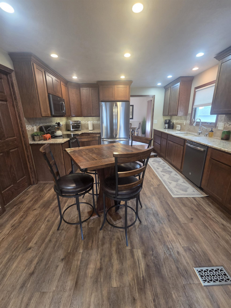 407 E 8th Street Cozad, Nebraska 69130, 4 Bedrooms Bedrooms, ,2 BathroomsBathrooms,Residential,For Sale,407 E 8th Street,20260661