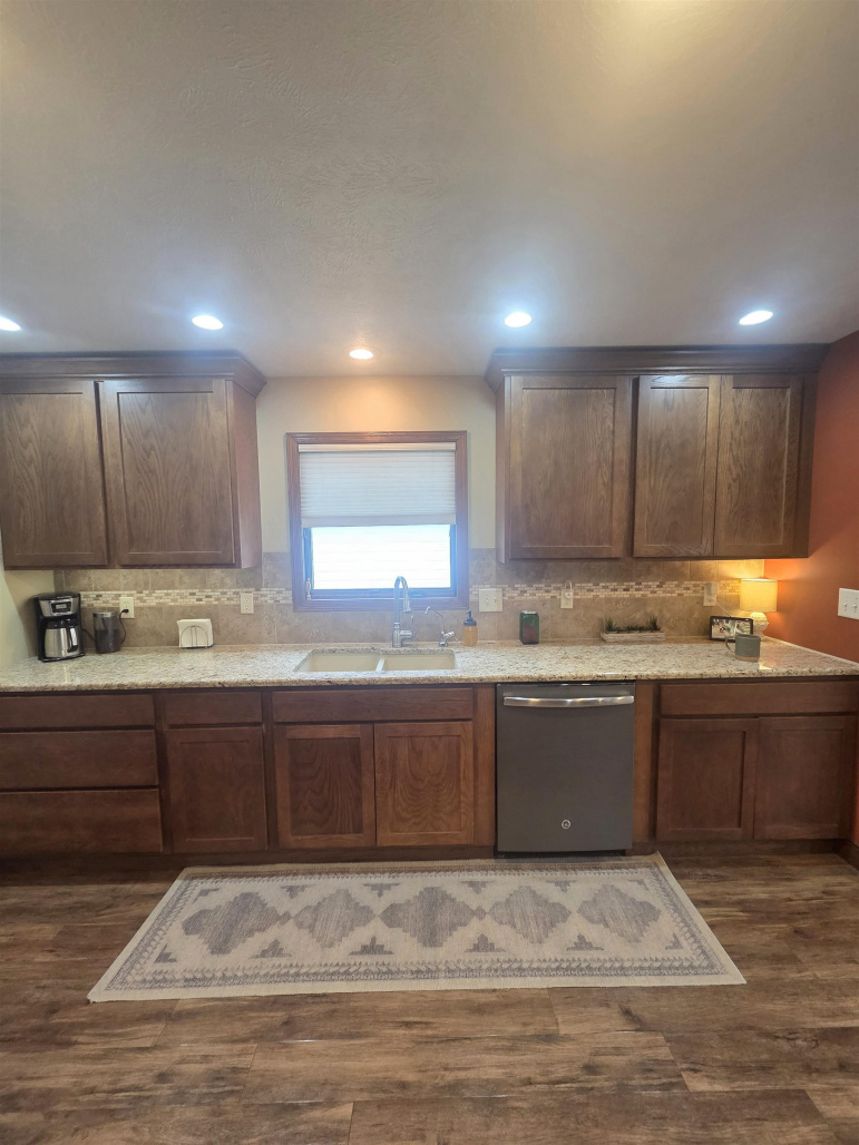 407 E 8th Street Cozad, Nebraska 69130, 4 Bedrooms Bedrooms, ,2 BathroomsBathrooms,Residential,For Sale,407 E 8th Street,20260661