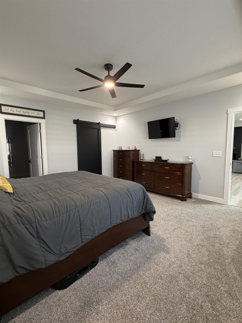 3109 Lakeview Avenue Hastings, Nebraska 68901, 6 Bedrooms Bedrooms, ,3 BathroomsBathrooms,Residential,For Sale,3109 Lakeview Avenue,20260673