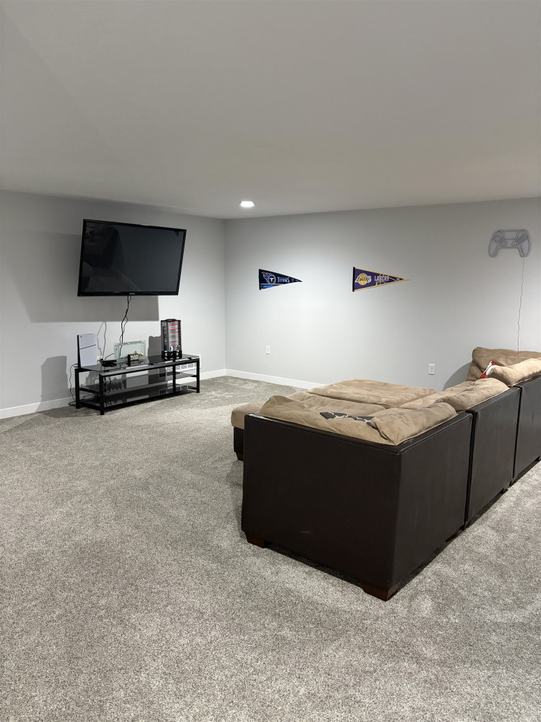 3109 Lakeview Avenue Hastings, Nebraska 68901, 6 Bedrooms Bedrooms, ,3 BathroomsBathrooms,Residential,For Sale,3109 Lakeview Avenue,20260673