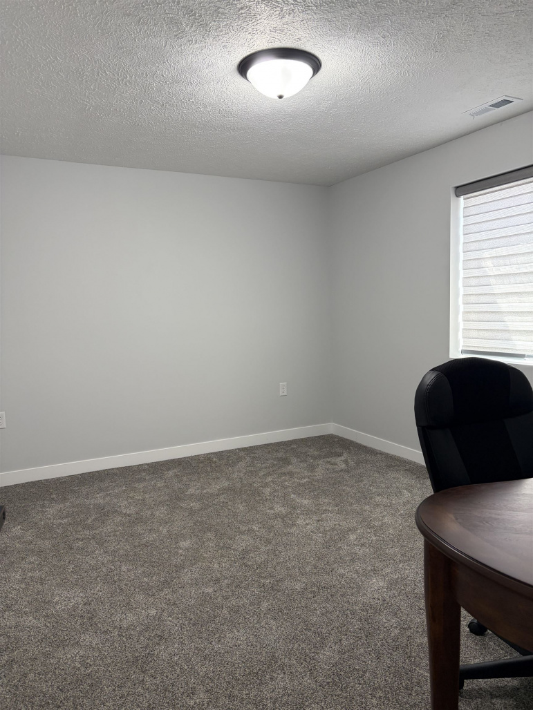 3109 Lakeview Avenue Hastings, Nebraska 68901, 6 Bedrooms Bedrooms, ,3 BathroomsBathrooms,Residential,For Sale,3109 Lakeview Avenue,20260673