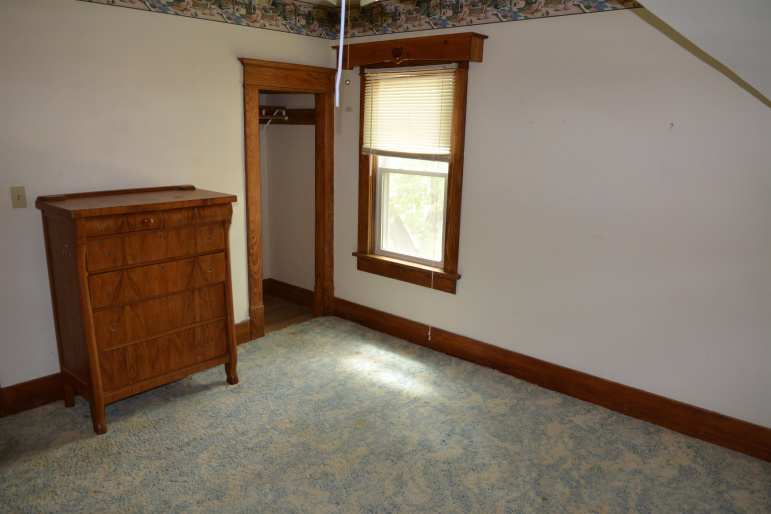 1102 Q Street Franklin, Nebraska 68939, 3 Bedrooms Bedrooms, ,2 BathroomsBathrooms,Residential,For Sale,1102 Q Street,20260674