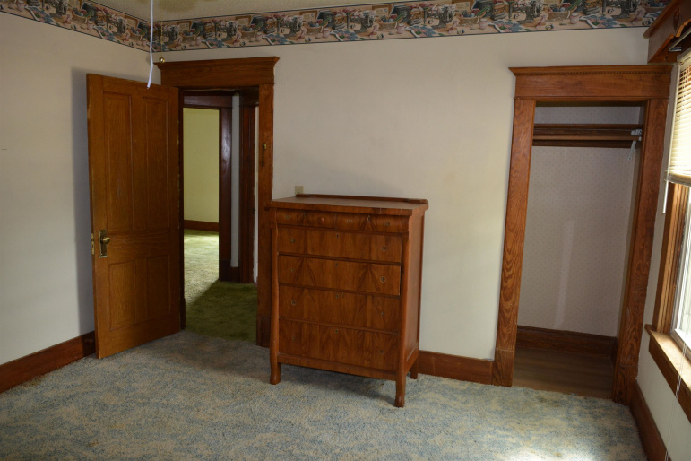 1102 Q Street Franklin, Nebraska 68939, 3 Bedrooms Bedrooms, ,2 BathroomsBathrooms,Residential,For Sale,1102 Q Street,20260674