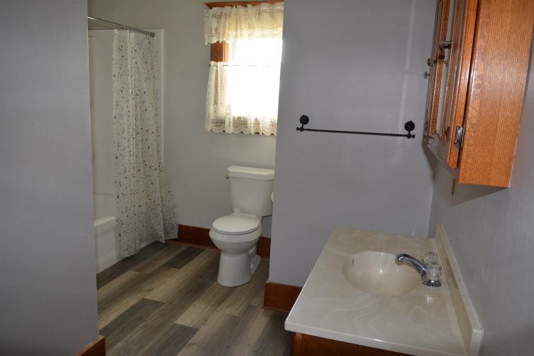 1102 Q Street Franklin, Nebraska 68939, 3 Bedrooms Bedrooms, ,2 BathroomsBathrooms,Residential,For Sale,1102 Q Street,20260674
