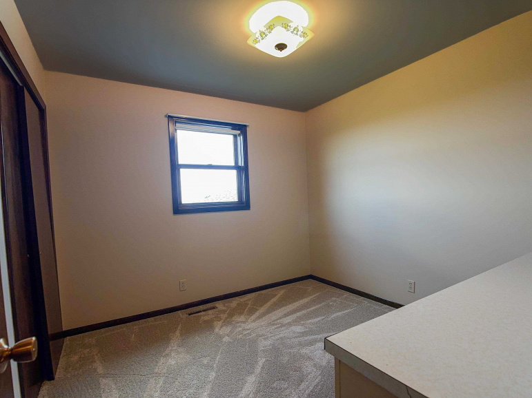 1231 Rd 313 Clay Center, Nebraska 68933, 4 Bedrooms Bedrooms, ,2 BathroomsBathrooms,Residential,For Sale,1231 Rd 313,20260675