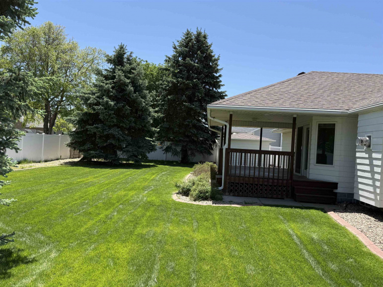 5207 I Avenue Kearney, Nebraska 68847, 4 Bedrooms Bedrooms, ,3 BathroomsBathrooms,Residential,For Sale,5207 I Avenue,20260701