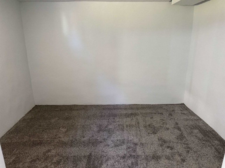 1408 N St Joseph Avenue Hastings, Nebraska 68901, 4 Bedrooms Bedrooms, ,2 BathroomsBathrooms,Residential,For Sale,1408 N St Joseph Avenue,20260699