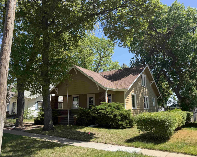 1408 N St Joseph Avenue Hastings, Nebraska 68901, 4 Bedrooms Bedrooms, ,2 BathroomsBathrooms,Residential,For Sale,1408 N St Joseph Avenue,20260699