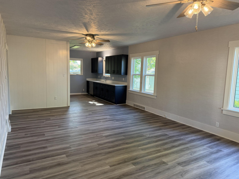 1408 N St Joseph Avenue Hastings, Nebraska 68901, 4 Bedrooms Bedrooms, ,2 BathroomsBathrooms,Residential,For Sale,1408 N St Joseph Avenue,20260699