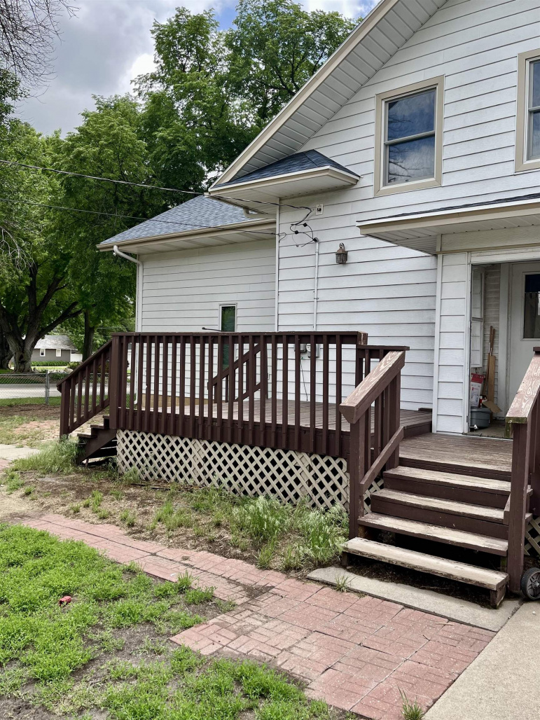 502 W Piedmont Street Ravenna, Nebraska 68869, 4 Bedrooms Bedrooms, ,2 BathroomsBathrooms,Residential,For Sale,502 W Piedmont Street,20260702