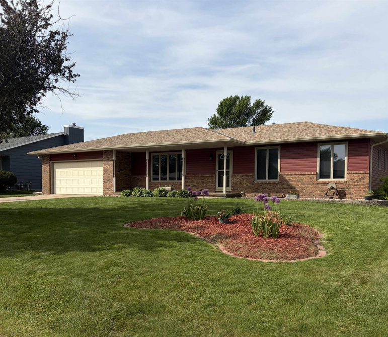 929 Richmond Avenue Hastings, Nebraska 68901, 4 Bedrooms Bedrooms, ,3 BathroomsBathrooms,Residential,For Sale,929 Richmond Avenue,20260712