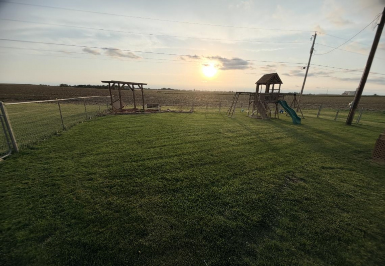 2760 S Baltimore Avenue Hastings, Nebraska 68901, 2 Bedrooms Bedrooms, ,2 BathroomsBathrooms,Residential,For Sale,2760 S Baltimore Avenue,20260717