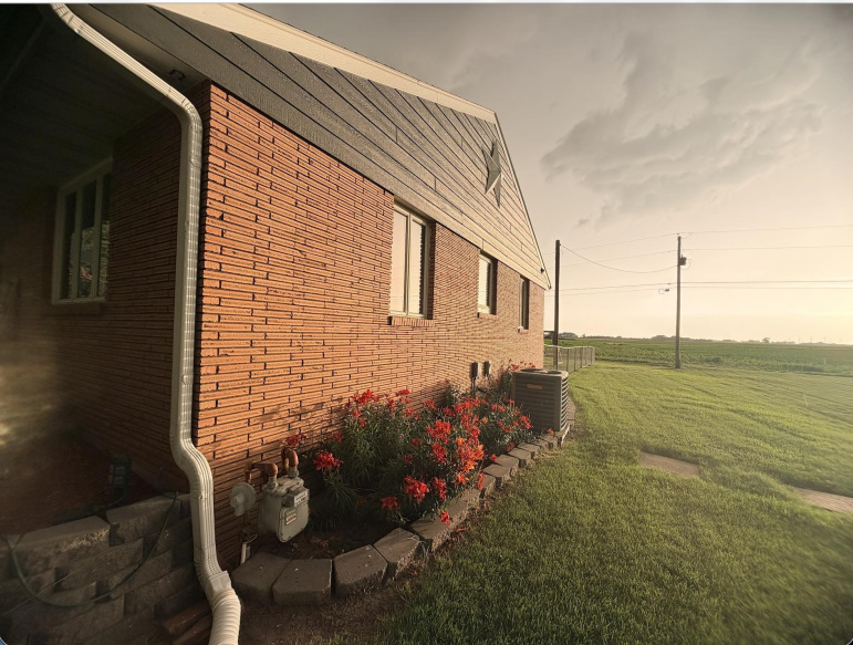 2760 S Baltimore Avenue Hastings, Nebraska 68901, 2 Bedrooms Bedrooms, ,2 BathroomsBathrooms,Residential,For Sale,2760 S Baltimore Avenue,20260717