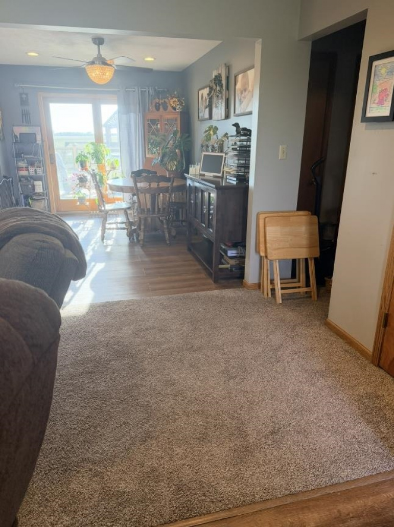 2760 S Baltimore Avenue Hastings, Nebraska 68901, 2 Bedrooms Bedrooms, ,2 BathroomsBathrooms,Residential,For Sale,2760 S Baltimore Avenue,20260717