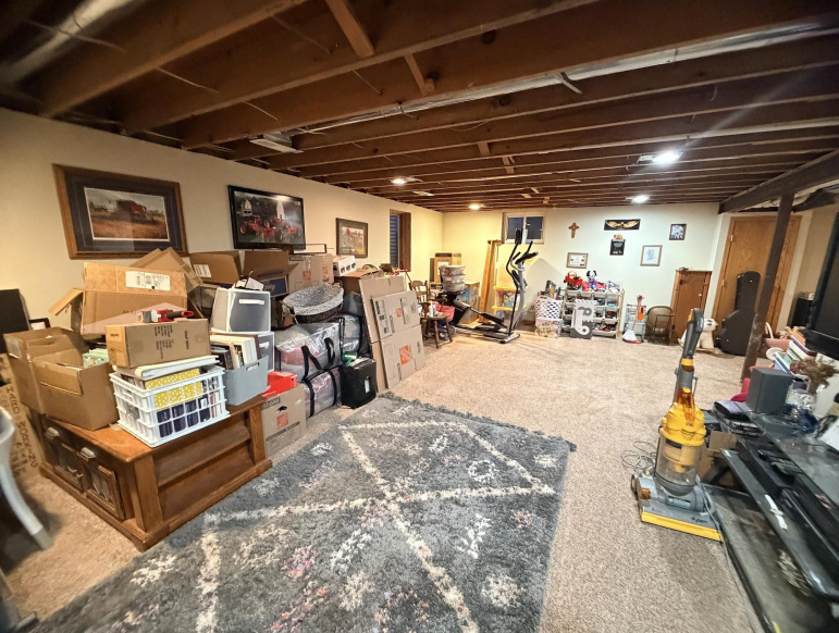 2760 S Baltimore Avenue Hastings, Nebraska 68901, 2 Bedrooms Bedrooms, ,2 BathroomsBathrooms,Residential,For Sale,2760 S Baltimore Avenue,20260717