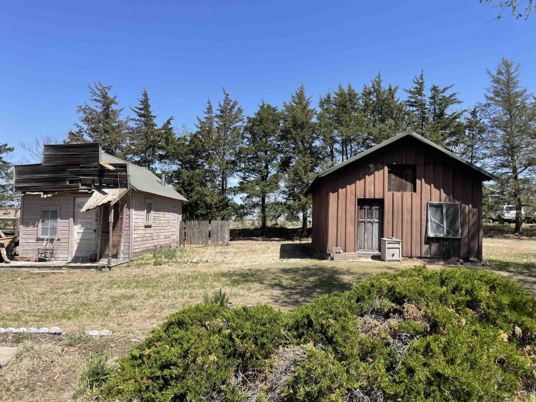 611 Moose Street Farnam, Nebraska 69029, 4 Bedrooms Bedrooms, ,3 BathroomsBathrooms,Residential,For Sale,611 Moose Street,20260724