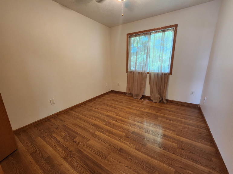 4 Willow Lane Kearney, Nebraska 68845, 3 Bedrooms Bedrooms, ,1 BathroomBathrooms,Residential,For Sale,4 Willow Lane,20260730