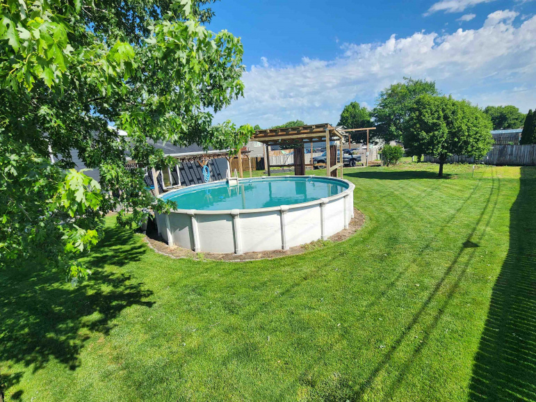 4 Willow Lane Kearney, Nebraska 68845, 3 Bedrooms Bedrooms, ,1 BathroomBathrooms,Residential,For Sale,4 Willow Lane,20260730