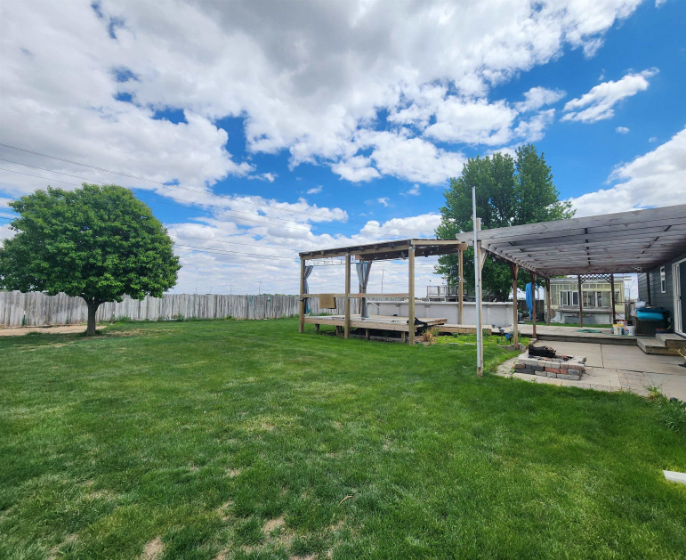 4 Willow Lane Kearney, Nebraska 68845, 3 Bedrooms Bedrooms, ,1 BathroomBathrooms,Residential,For Sale,4 Willow Lane,20260730