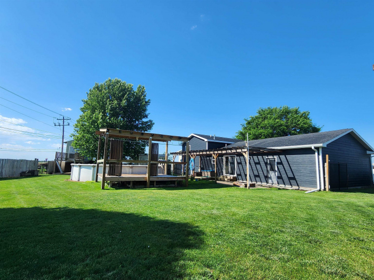 4 Willow Lane Kearney, Nebraska 68845, 3 Bedrooms Bedrooms, ,1 BathroomBathrooms,Residential,For Sale,4 Willow Lane,20260730