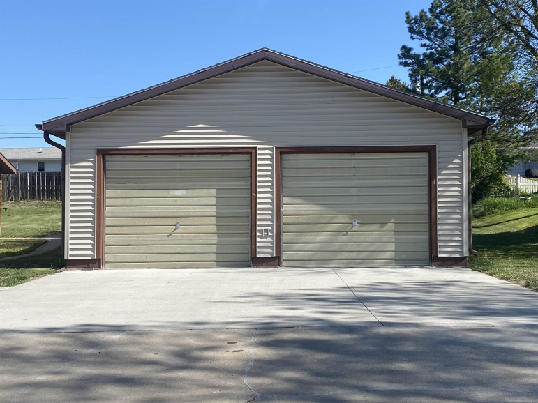 308 M Street Loup City, Nebraska 68853, 2 Bedrooms Bedrooms, ,1 BathroomBathrooms,Residential,For Sale,308 M Street,20260729