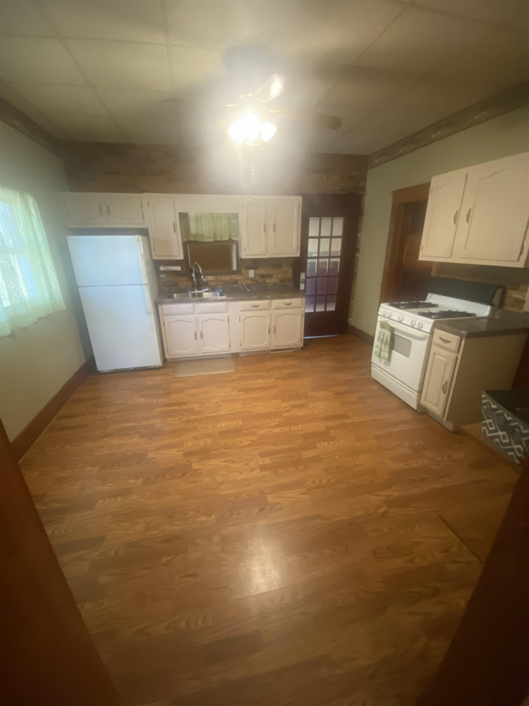 308 M Street Loup City, Nebraska 68853, 2 Bedrooms Bedrooms, ,1 BathroomBathrooms,Residential,For Sale,308 M Street,20260729