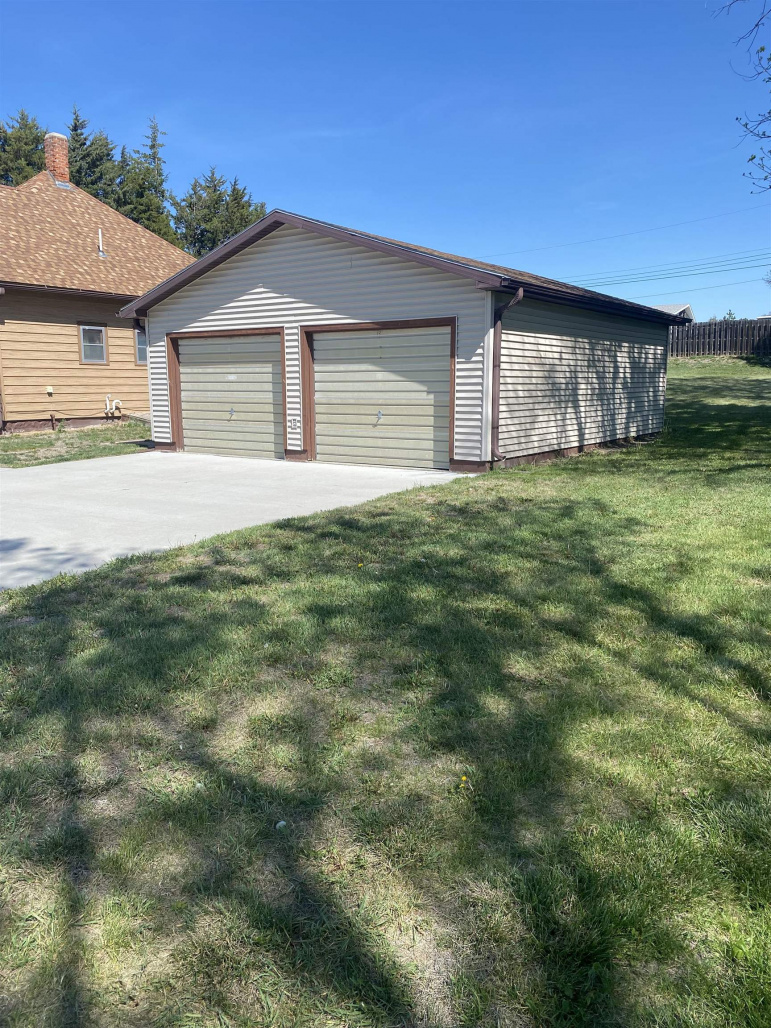 308 M Street Loup City, Nebraska 68853, 2 Bedrooms Bedrooms, ,1 BathroomBathrooms,Residential,For Sale,308 M Street,20260729