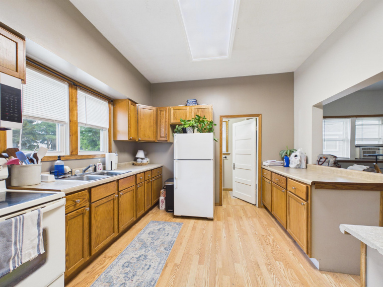 413 Commercial Avenue Hildreth, Nebraska 68847, 2 Bedrooms Bedrooms, ,1 BathroomBathrooms,Residential,For Sale,413 Commercial Avenue,20260753