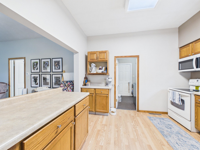 413 Commercial Avenue Hildreth, Nebraska 68847, 2 Bedrooms Bedrooms, ,1 BathroomBathrooms,Residential,For Sale,413 Commercial Avenue,20260753