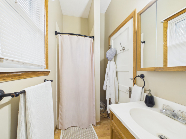 413 Commercial Avenue Hildreth, Nebraska 68847, 2 Bedrooms Bedrooms, ,1 BathroomBathrooms,Residential,For Sale,413 Commercial Avenue,20260753