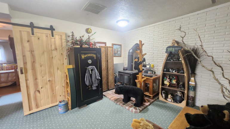 1009 17th Street Gothenburg, Nebraska 69138, 3 Bedrooms Bedrooms, ,2 BathroomsBathrooms,Residential,For Sale,1009 17th Street,20260751