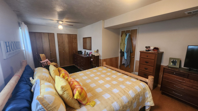 1009 17th Street Gothenburg, Nebraska 69138, 3 Bedrooms Bedrooms, ,2 BathroomsBathrooms,Residential,For Sale,1009 17th Street,20260751