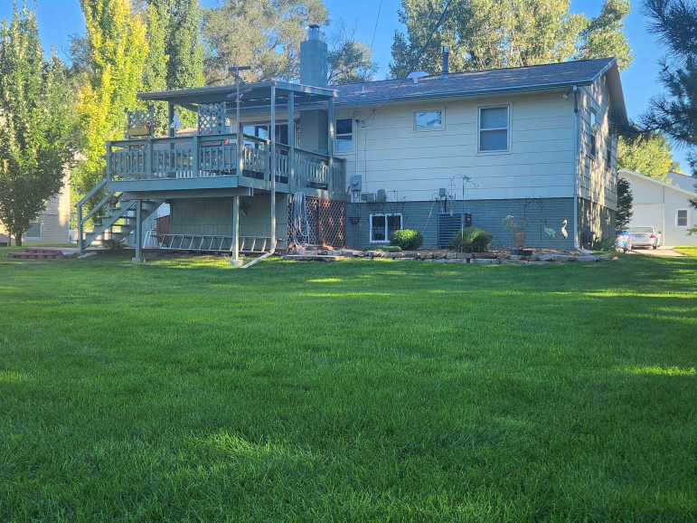 1009 17th Street Gothenburg, Nebraska 69138, 3 Bedrooms Bedrooms, ,2 BathroomsBathrooms,Residential,For Sale,1009 17th Street,20260751