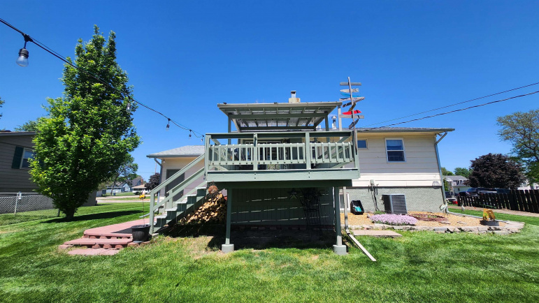 1009 17th Street Gothenburg, Nebraska 69138, 3 Bedrooms Bedrooms, ,2 BathroomsBathrooms,Residential,For Sale,1009 17th Street,20260751
