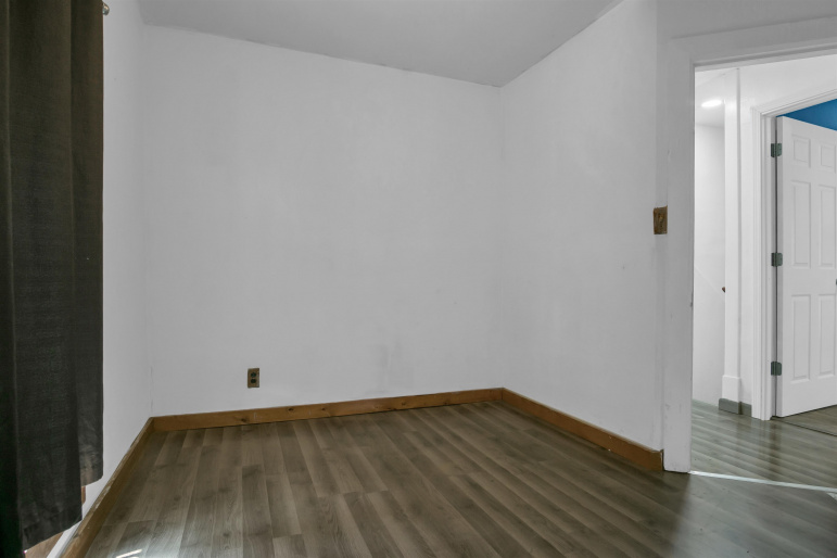 105 E 1st Street Shelton, Nebraska 68876, 5 Bedrooms Bedrooms, ,2 BathroomsBathrooms,Residential,For Sale,105 E 1st Street,20260745