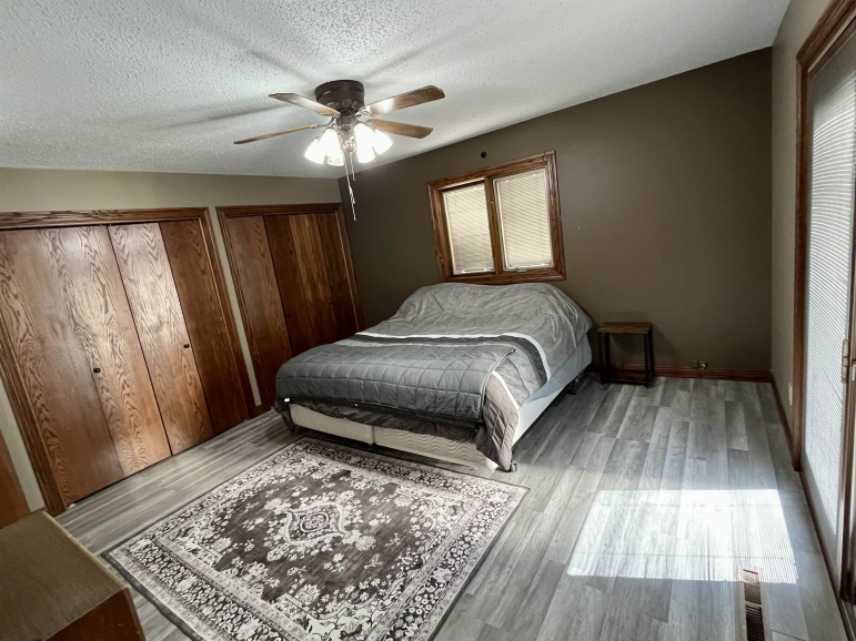 28105 115th Road Kearney, Nebraska 68845, 4 Bedrooms Bedrooms, ,3 BathroomsBathrooms,Residential,For Sale,28105 115th Road,20260599
