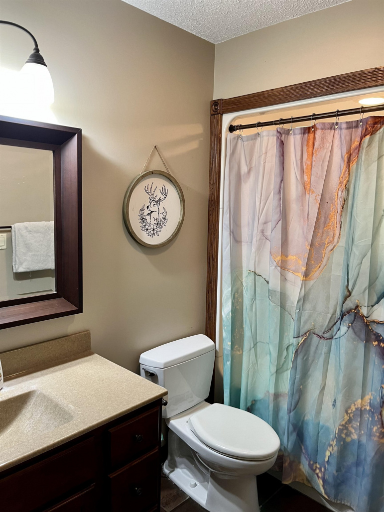 28105 115th Road Kearney, Nebraska 68845, 4 Bedrooms Bedrooms, ,3 BathroomsBathrooms,Residential,For Sale,28105 115th Road,20260599