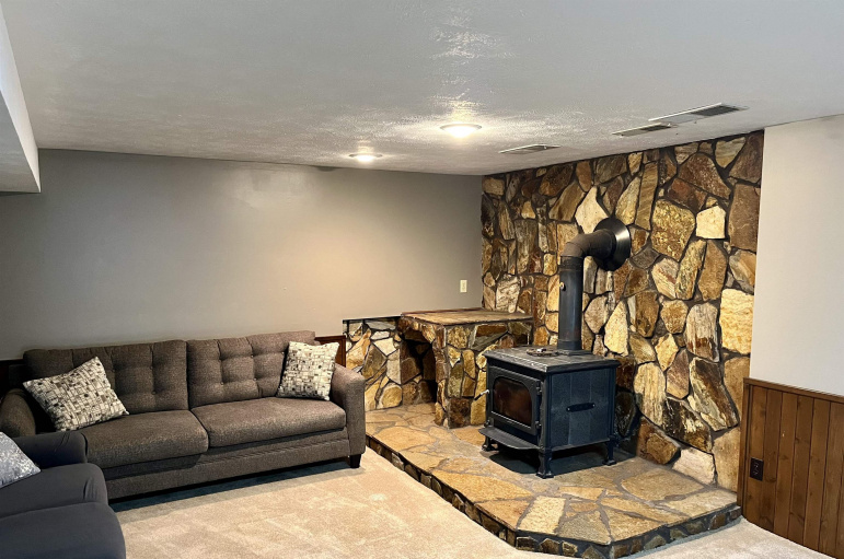 28105 115th Road Kearney, Nebraska 68845, 4 Bedrooms Bedrooms, ,3 BathroomsBathrooms,Residential,For Sale,28105 115th Road,20260599