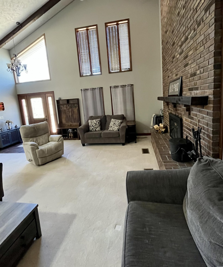 28105 115th Road Kearney, Nebraska 68845, 4 Bedrooms Bedrooms, ,3 BathroomsBathrooms,Residential,For Sale,28105 115th Road,20260599