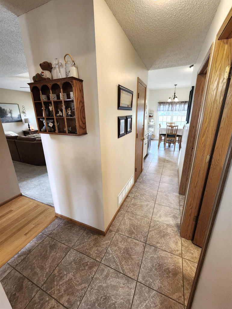 2604 W 44th Street Kearney, Nebraska 68845, 6 Bedrooms Bedrooms, ,4 BathroomsBathrooms,Residential,For Sale,2604 W 44th Street,20260744