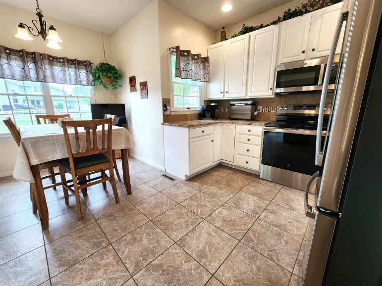 2604 W 44th Street Kearney, Nebraska 68845, 6 Bedrooms Bedrooms, ,4 BathroomsBathrooms,Residential,For Sale,2604 W 44th Street,20260744