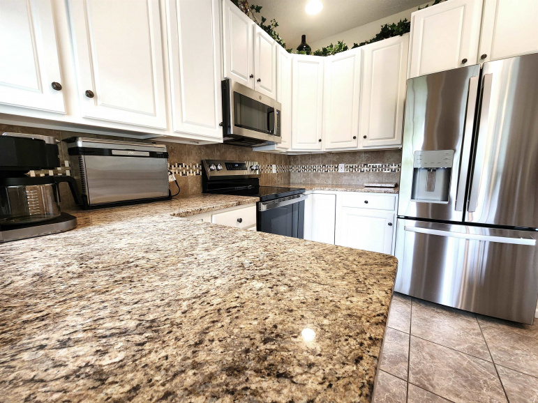 2604 W 44th Street Kearney, Nebraska 68845, 6 Bedrooms Bedrooms, ,4 BathroomsBathrooms,Residential,For Sale,2604 W 44th Street,20260744