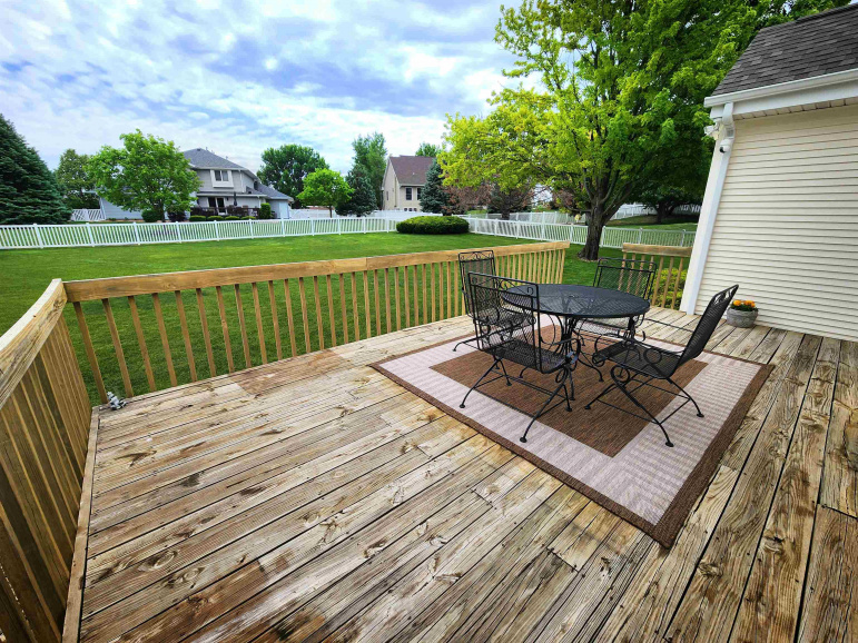 2604 W 44th Street Kearney, Nebraska 68845, 6 Bedrooms Bedrooms, ,4 BathroomsBathrooms,Residential,For Sale,2604 W 44th Street,20260744