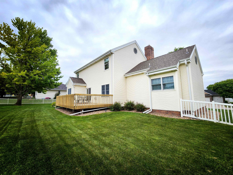 2604 W 44th Street Kearney, Nebraska 68845, 6 Bedrooms Bedrooms, ,4 BathroomsBathrooms,Residential,For Sale,2604 W 44th Street,20260744