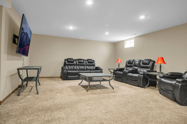 4707 10th Avenue Place Kearney, Nebraska 68845, 4 Bedrooms Bedrooms, ,3 BathroomsBathrooms,Residential,For Sale,4707 10th Avenue Place,20260757
