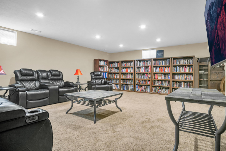 4707 10th Avenue Place Kearney, Nebraska 68845, 4 Bedrooms Bedrooms, ,3 BathroomsBathrooms,Residential,For Sale,4707 10th Avenue Place,20260757