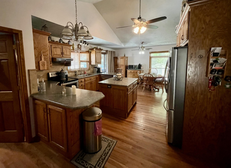 4611 N Regency Kearney, Nebraska 68847, 4 Bedrooms Bedrooms, ,3 BathroomsBathrooms,Residential,For Sale,4611 N Regency,20260764